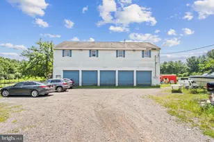 33 Allens Rd, Hightstown, NJ 08520 - Photo 2