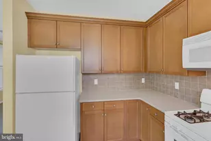 222 Masterson Ct, Ewing Township, NJ 08618 - Photo 20