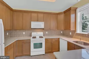 222 Masterson Ct, Ewing Township, NJ 08618 - Photo 18