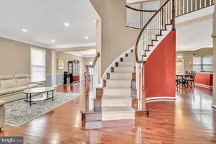 86 Renfield Dr, Princeton, NJ 08540 - Photo 2