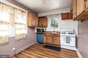 51 Charlotte Ave, Hamilton Township, NJ 08629 - Photo 6