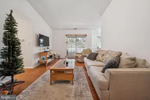 2434 Old Stone Mill Dr, Cranbury Township, NJ 08512 - Photo 6