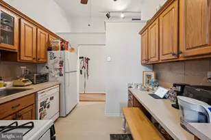 2434 Old Stone Mill Dr, Cranbury Township, NJ 08512 - Photo 16