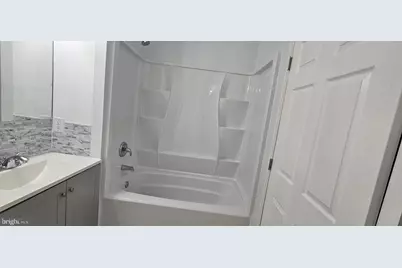 140 Fountain Avenue, Trenton, NJ 08618 - Photo 20
