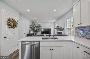 14 Kristopher Dr, Hamilton Township, NJ 08620 - Photo 16