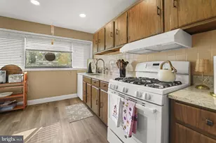 942 Jamestown Rd, East Windsor Township, NJ 08520 - Photo 4