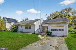 103 Harris Rd, Princeton Junction, NJ 08550 - Photo 2