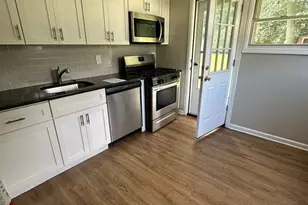 1075 Fireside Ave, Trenton, NJ 08618 - Photo 4