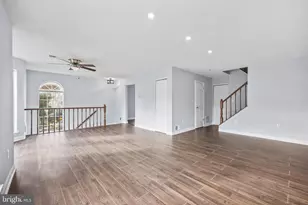 27 Versailles Ct, Hamilton Township, NJ 08619 - Photo 8