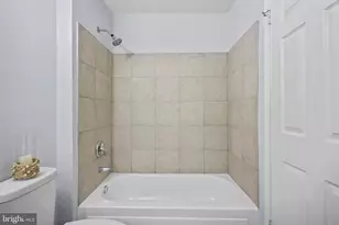 27 Versailles Ct, Hamilton Township, NJ 08619 - Photo 26
