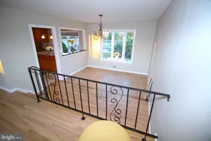 18 Wolfpack Rd, Hamilton Township, NJ 08619 - Photo 10