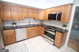18 Wolfpack Rd, Hamilton Township, NJ 08619 - Photo 14