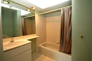 812 Eagles Chase Dr, Lawrenceville, NJ 08648 - Photo 16