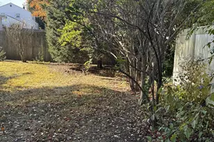 16 Dewberry Dr, Trenton, NJ 08610 - Photo 38