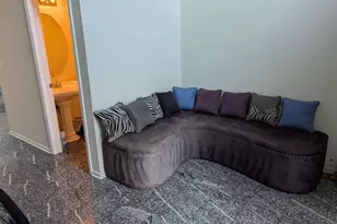9 Jimarie Ct, Hamilton Township, NJ 08620 - Photo 2