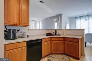 1113 Lake Dr, Robbinsville, NJ 08691 - Photo 14