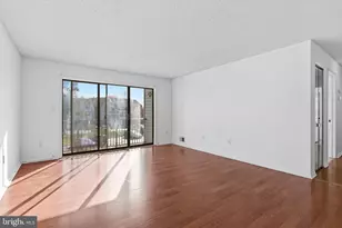 30 Voscek Ct, Trenton, NJ 08648 - Photo 6