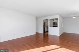 30 Voscek Ct, Trenton, NJ 08648 - Photo 4