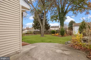 23 Dark Leaf Dr, Hamilton Township, NJ 08610 - Photo 30