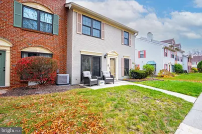 27 Drewes Court, Lawrenceville, NJ 08648 - Photo 2