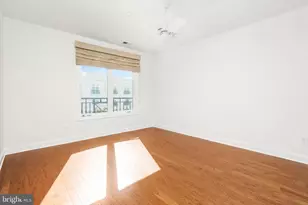 1 N Commerce Square, Robbinsville, NJ 08691 - Photo 28