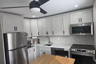 704 Silver Ct, Hamilton Township, NJ 08690 - Photo 2