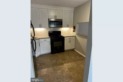 38 Joyner, Lawrenceville, NJ 08648 - Photo 2