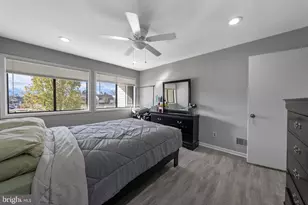 D16 Avon Dr, Hightstown, NJ 08520 - Photo 20