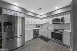 D16 Avon Dr, Hightstown, NJ 08520 - Photo 24