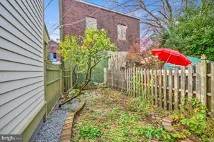 207 Jackson St, Trenton, NJ 08611 - Photo 36