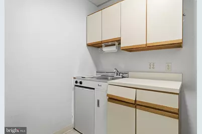 2081 Klockner Road, Hamilton Township, NJ 08690 - Photo 14