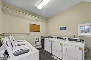 C9 Avon Dr E, Hightstown, NJ 08520 - Photo 24