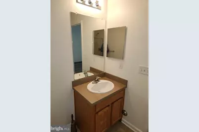 1038 Lamberton Street, Trenton, NJ 08611 - Photo 6