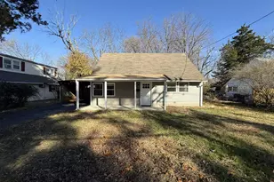 1060 Terrace Blvd, Trenton, NJ 08618 - Photo 1