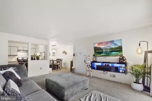 65 Mulberry Ct, Hamilton Township, NJ 08619 - Photo 2