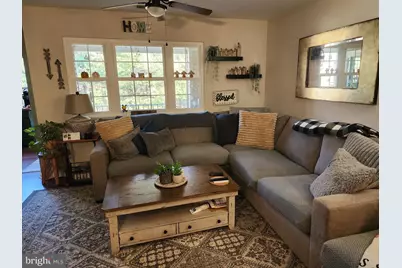 132 Mowat Circle, Hamilton Township, NJ 08690 - Photo 2