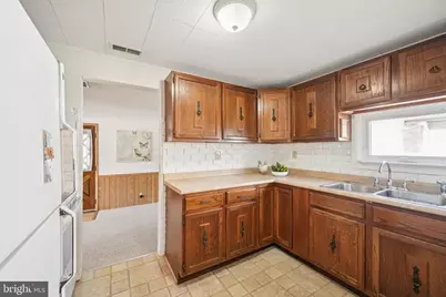 201 Lillian Avenue, Hamilton Township, NJ 08610 - Photo 14