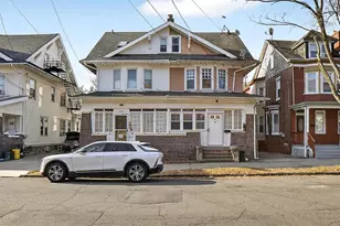 713 Monmouth St, Trenton, NJ 08609 - Photo 2