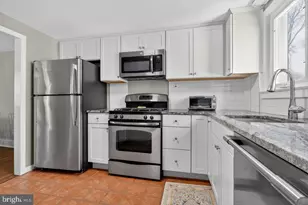 24 Scott Ave, Princeton Junction, NJ 08550 - Photo 8