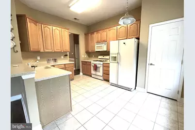 8 Manley Road, Pennington, NJ 08534 - Photo 12