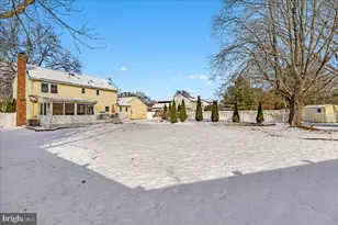 27 W Cartwright Dr, Princeton Junction, NJ 08550 - Photo 36