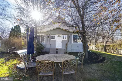 396 Monmouth Street, Hightstown, NJ 08520 - Photo 8