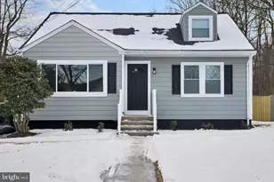 16 Ranchwood Dr, Ewing Township, NJ 08618 - Photo 2