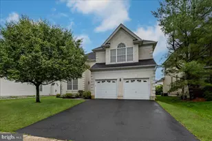 100 Caleb Ln, Princeton, NJ 08540 - Photo 2