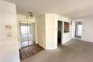102 Sequoia Ct, Princeton, NJ 08540 - Photo 2