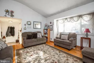 368 Regina Ave, Hamilton Township, NJ 08619 - Photo 8