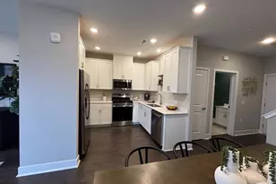 Leona Stewart Ln, Pennington, NJ 08534 - Photo 4