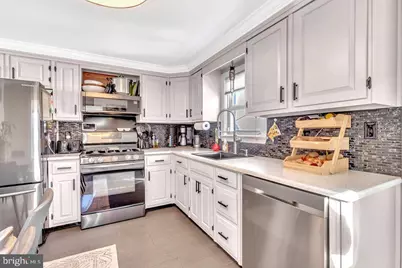 2086 Kinter Avenue, Hamilton Township, NJ 08610 - Photo 8