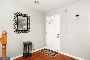 766 Twin Rivers Dr N, East Windsor Township, NJ 08520 - Photo 4