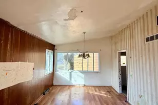 1498 Stuyvesant Ave, Trenton, NJ 08618 - Photo 6